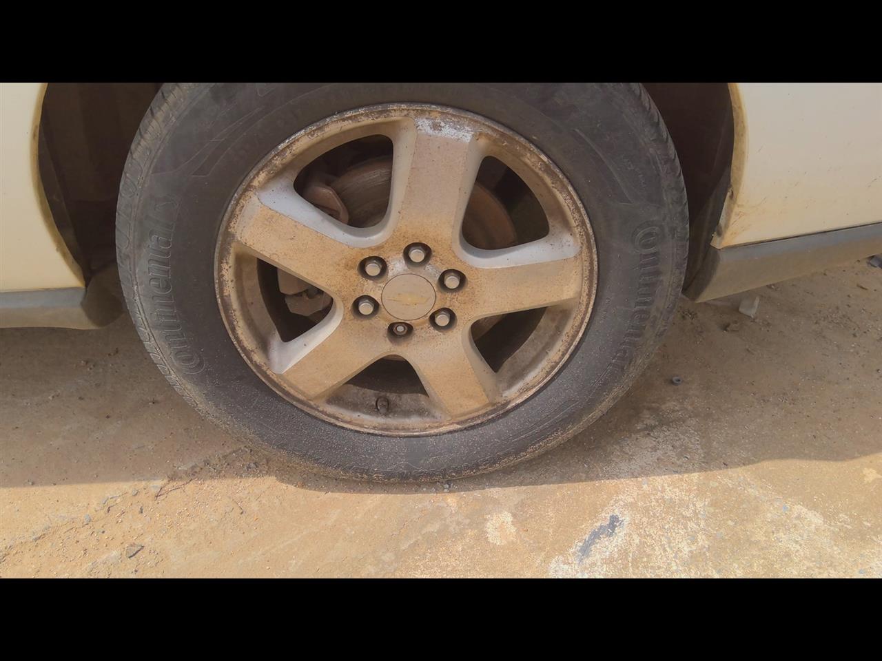 https://f005.backblazeb2.com/file/img-partshotlines-com/Inventory/EX619/Vehicle/24292_03.jpg