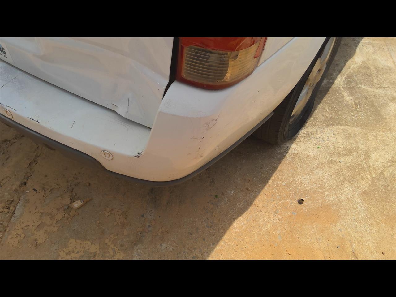 https://f005.backblazeb2.com/file/img-partshotlines-com/Inventory/EX619/Vehicle/24292_07.jpg