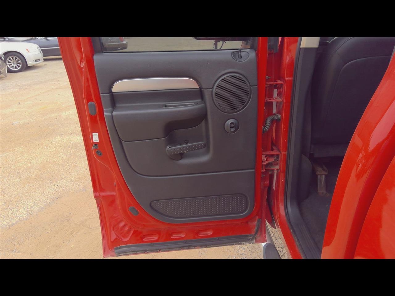 https://f005.backblazeb2.com/file/img-partshotlines-com/Inventory/EX619/Vehicle/24306_07.jpg