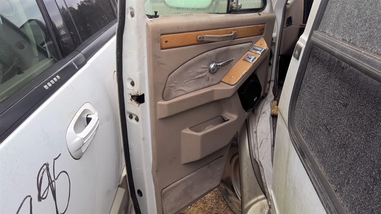 https://f005.backblazeb2.com/file/img-partshotlines-com/Inventory/EX619/Vehicle/24350_04.jpg