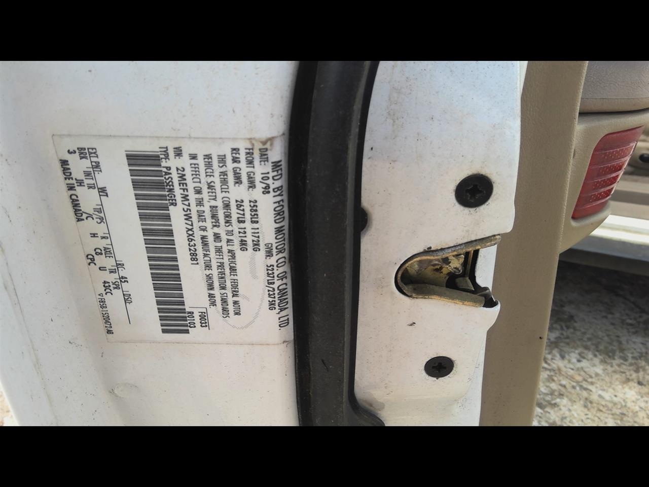 https://f005.backblazeb2.com/file/img-partshotlines-com/Inventory/EX619/Vehicle/24433_02.jpg