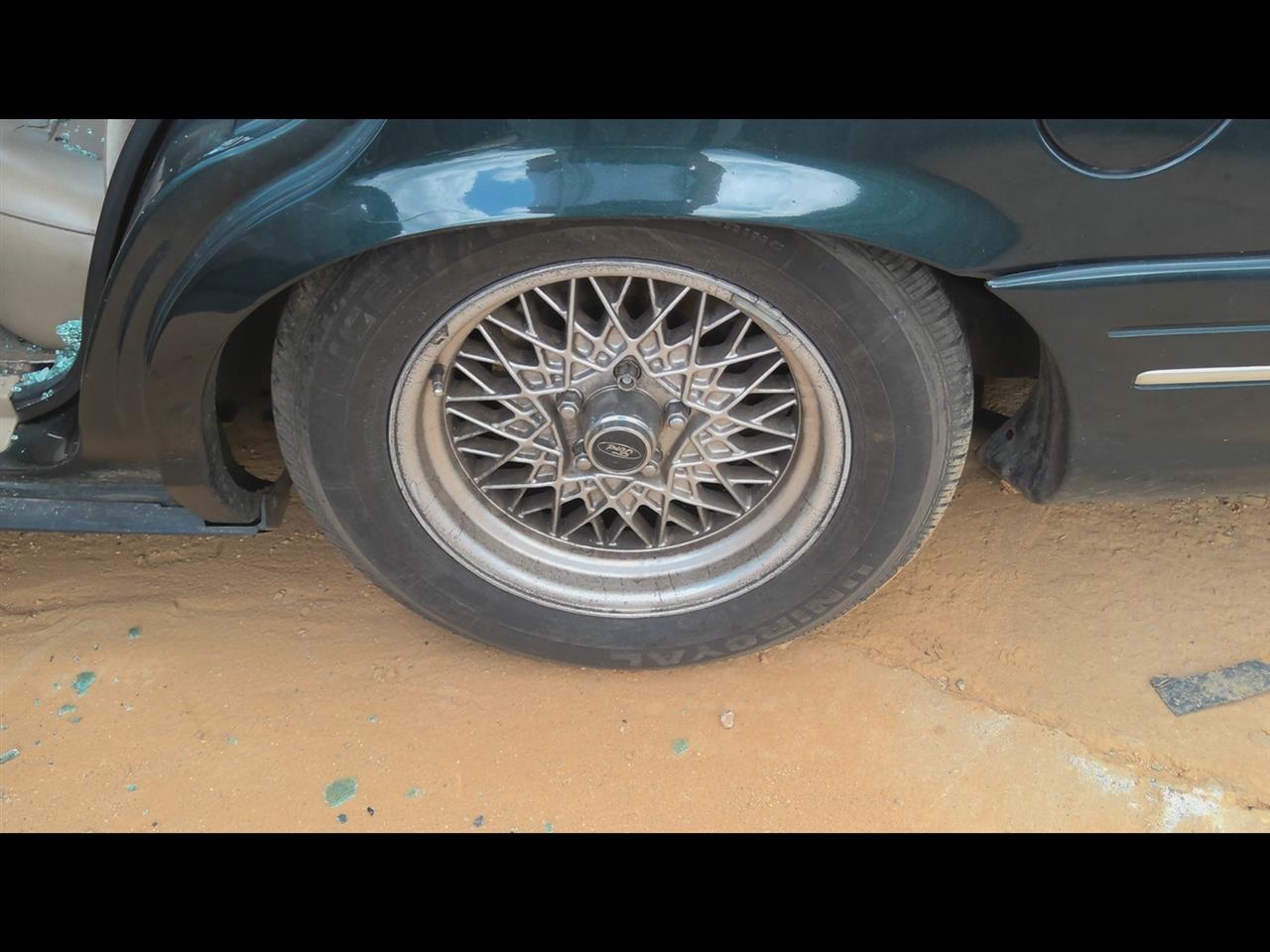 https://f005.backblazeb2.com/file/img-partshotlines-com/Inventory/EX619/Vehicle/24709_04.jpg
