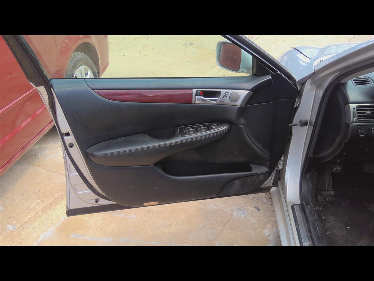 https://f005.backblazeb2.com/file/img-partshotlines-com/Inventory/EX619/Vehicle/25101_06.jpg