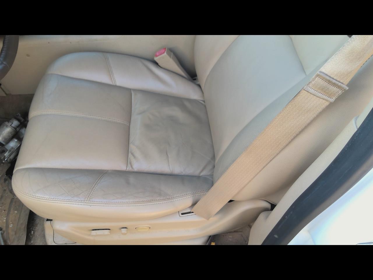 https://f005.backblazeb2.com/file/img-partshotlines-com/Inventory/EX619/Vehicle/25354_03.jpg