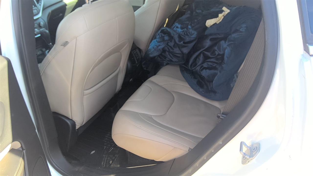 https://f005.backblazeb2.com/file/img-partshotlines-com/Inventory/EX619/Vehicle/25419_08.jpg