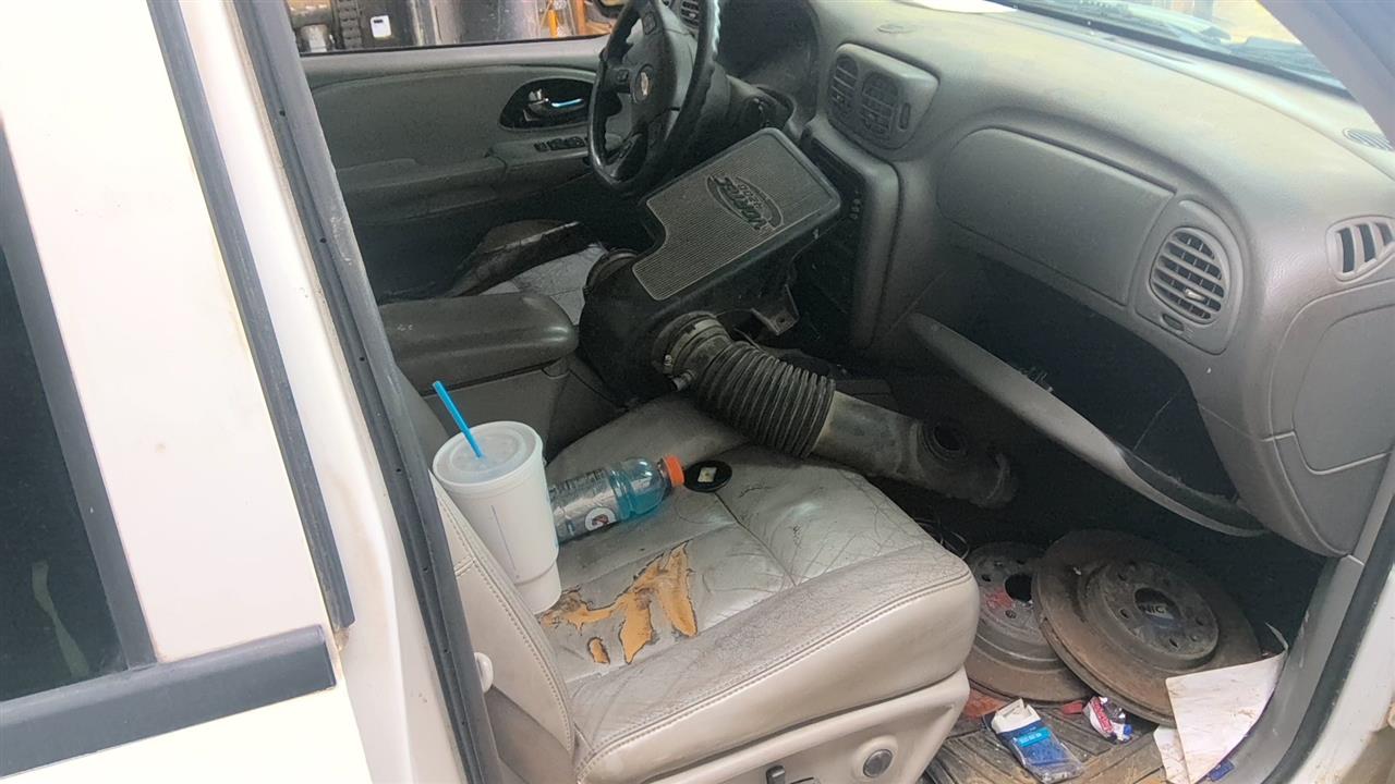 https://f005.backblazeb2.com/file/img-partshotlines-com/Inventory/EX619/Vehicle/25437_01.jpg