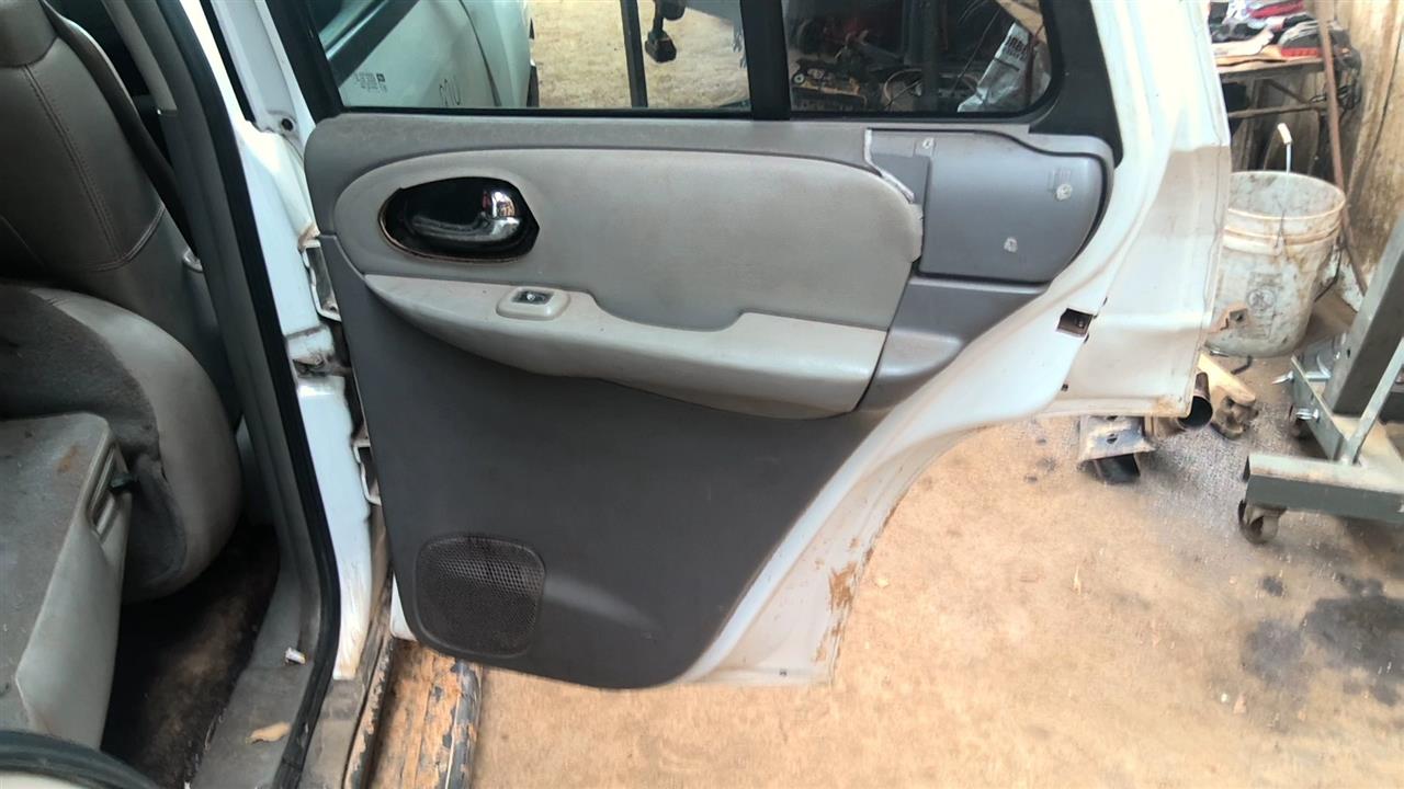 https://f005.backblazeb2.com/file/img-partshotlines-com/Inventory/EX619/Vehicle/25437_04.jpg