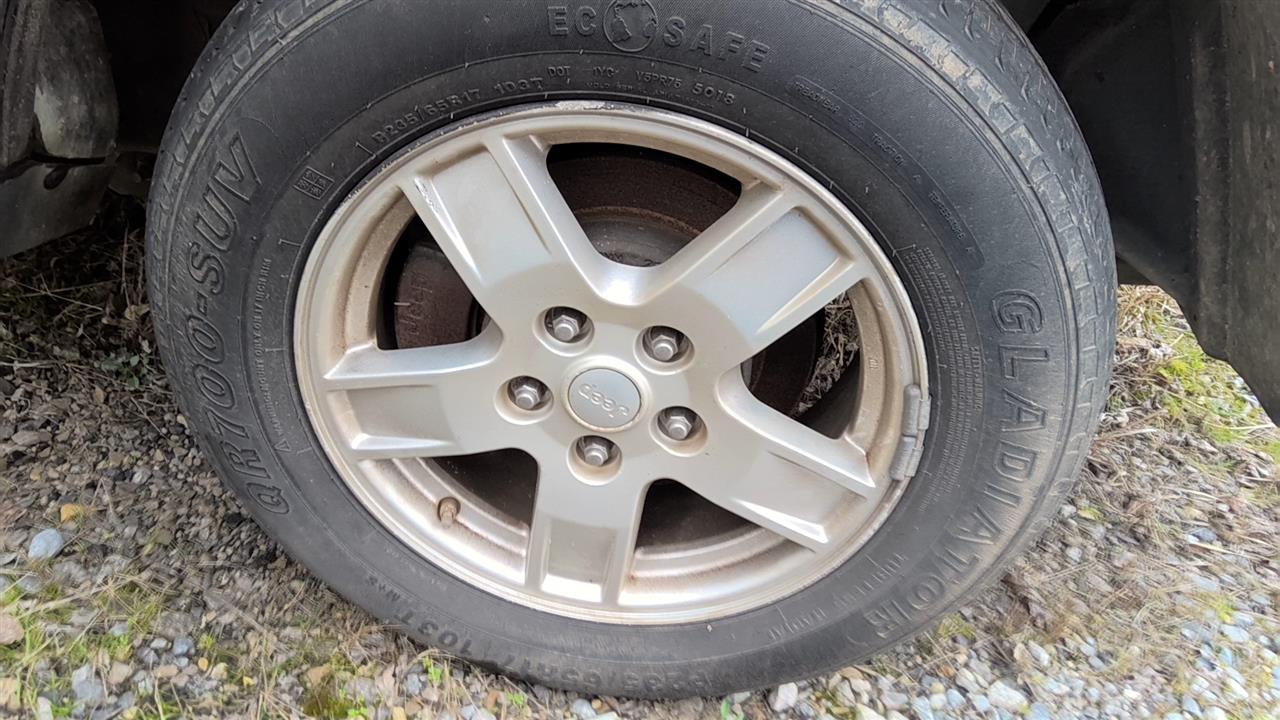 https://f005.backblazeb2.com/file/img-partshotlines-com/Inventory/EX619/Vehicle/25677_08.jpg