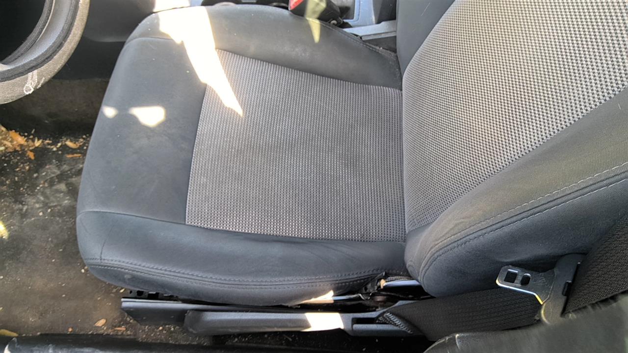 https://f005.backblazeb2.com/file/img-partshotlines-com/Inventory/EX619/Vehicle/25761_04.jpg