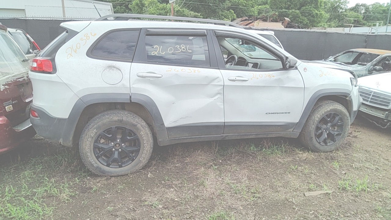 https://f005.backblazeb2.com/file/img-partshotlines-com/Inventory/EX619/Vehicle/26138_07.jpg