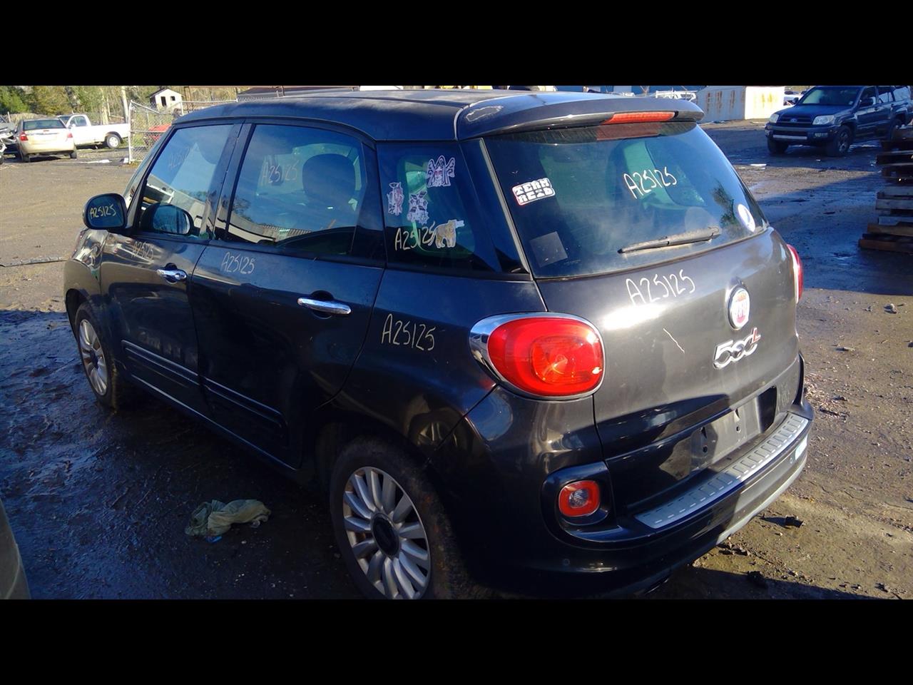 https://f005.backblazeb2.com/file/img-partshotlines-com/Inventory/EX641/Vehicle/22945_11.jpg