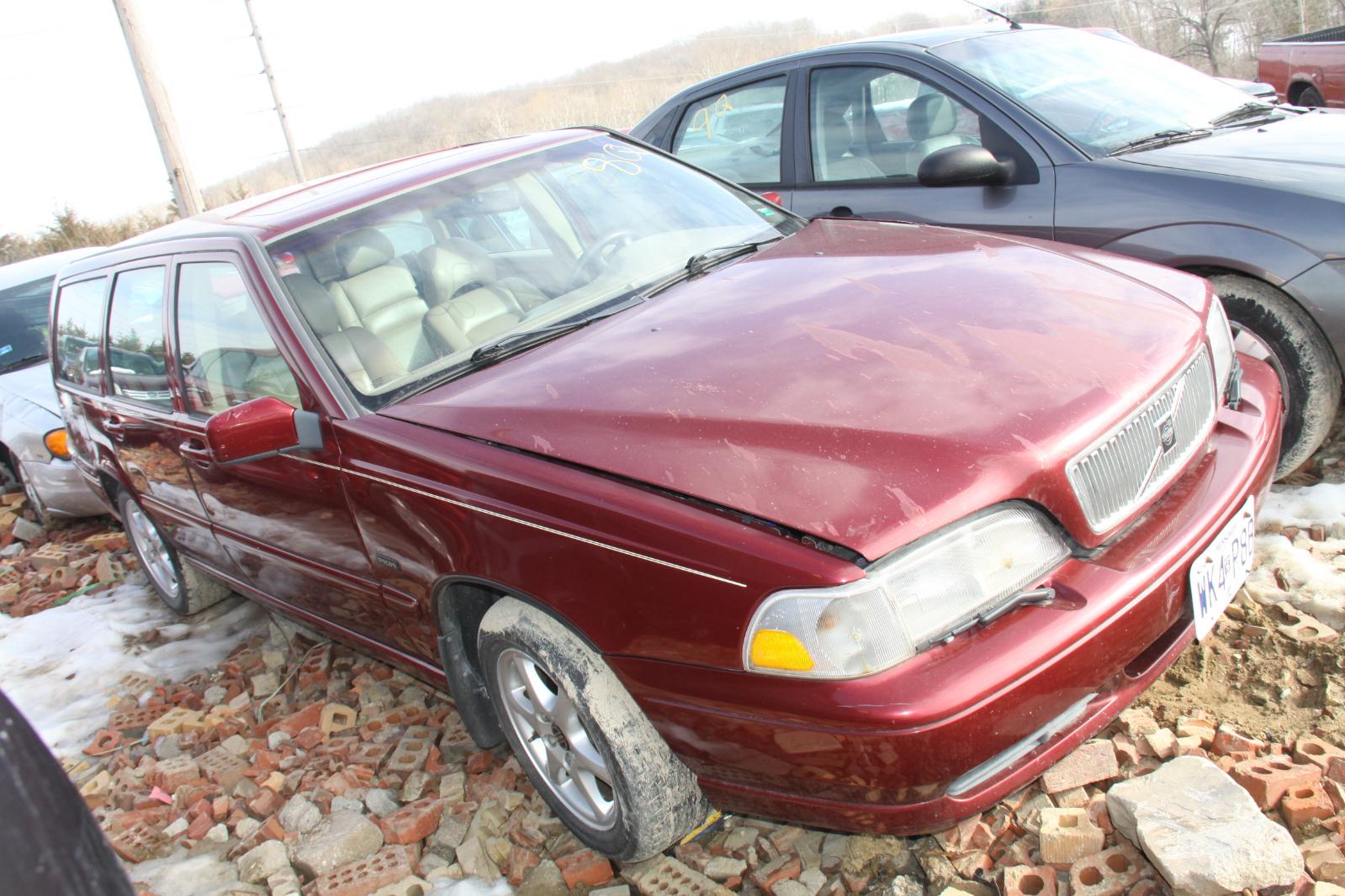 b/c/i/j/b/c3e15c23-7c15-41f8-a4e2-9260c5698e1a.jpg