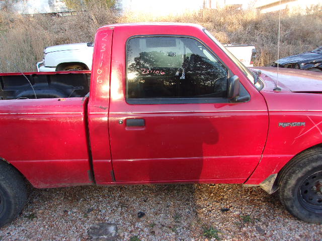 https://f005.backblazeb2.com/file/img-partshotlines-com/Inventory/EX739/Vehicle/36310_09.jpg