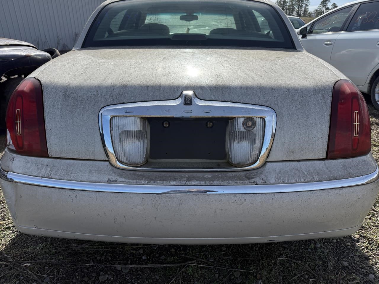 https://f005.backblazeb2.com/file/img-partshotlines-com/Inventory/EX767/Vehicle/8939_08.jpg