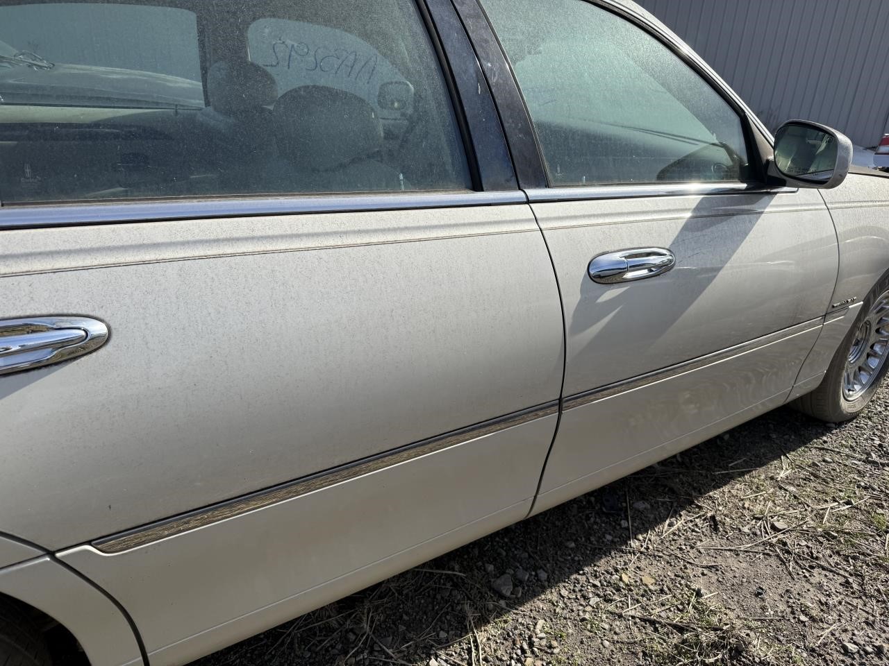 https://f005.backblazeb2.com/file/img-partshotlines-com/Inventory/EX767/Vehicle/8939_10.jpg