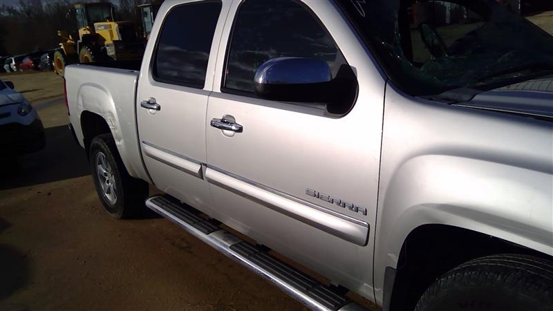 https://f005.backblazeb2.com/file/img-partshotlines-com/Inventory/EX782/Vehicle/4228_04.jpg