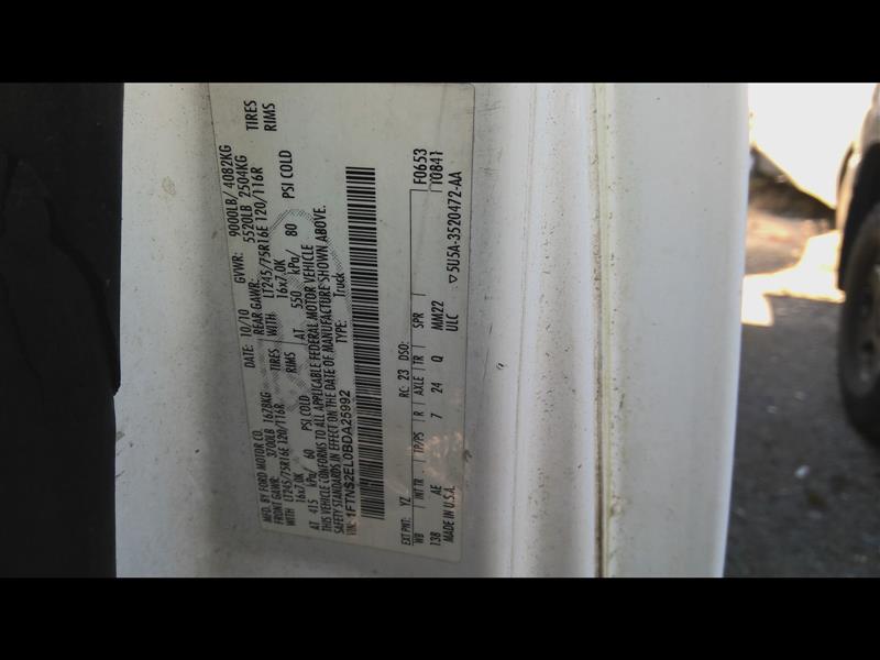 https://f005.backblazeb2.com/file/img-partshotlines-com/Inventory/EX796/Vehicle/8258_01.jpg