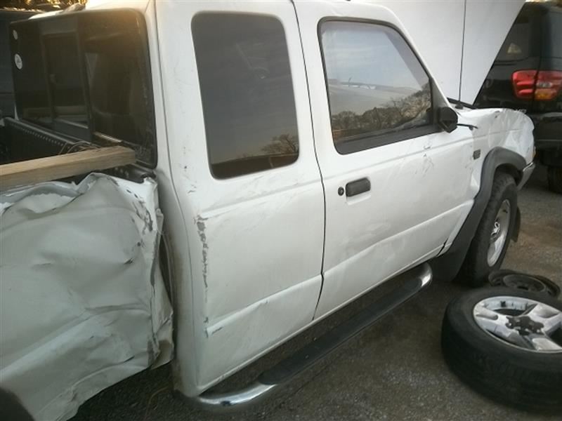 https://f005.backblazeb2.com/file/img-partshotlines-com/Inventory/EX831/Vehicle/12234_09.jpg