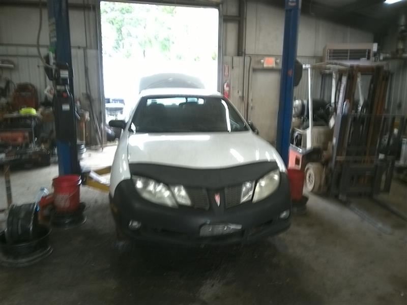 https://f005.backblazeb2.com/file/img-partshotlines-com/Inventory/EX831/Vehicle/13475_03.jpg