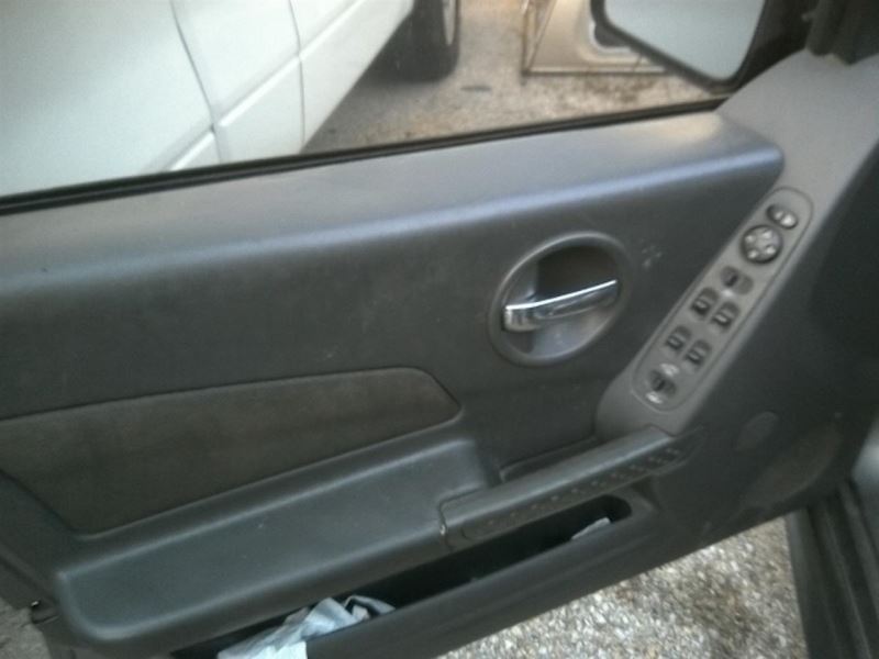 https://f005.backblazeb2.com/file/img-partshotlines-com/Inventory/EX831/Vehicle/14240_12.jpg