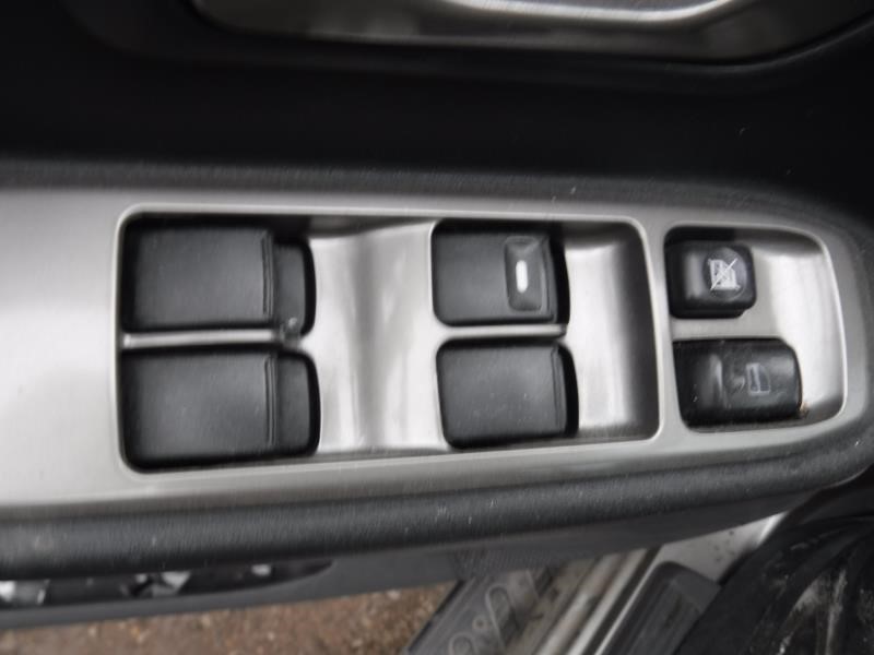 https://f005.backblazeb2.com/file/img-partshotlines-com/Inventory/EX863/Vehicle/13436_09.jpg