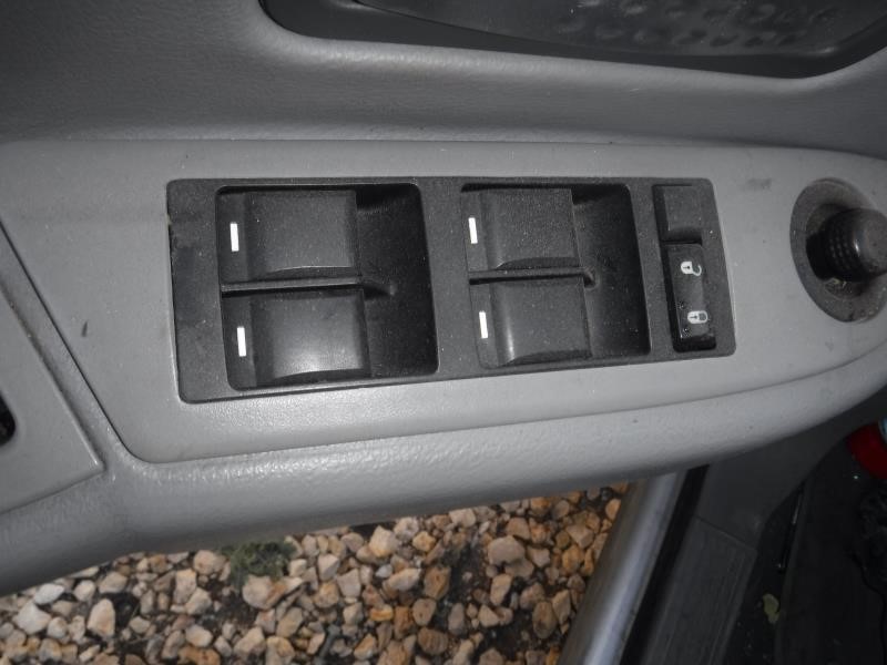 https://f005.backblazeb2.com/file/img-partshotlines-com/Inventory/EX863/Vehicle/15692_10.jpg