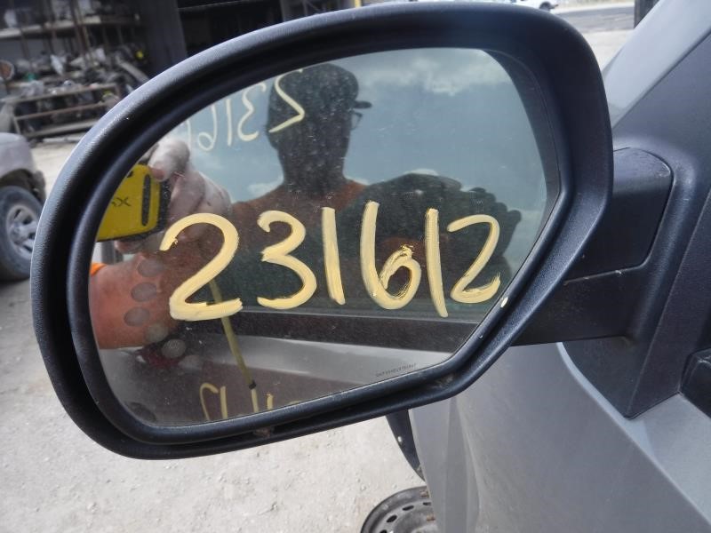 https://f005.backblazeb2.com/file/img-partshotlines-com/Inventory/EX863/Vehicle/16908_08.jpg