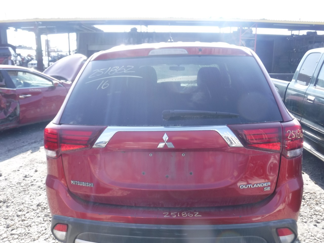 https://f005.backblazeb2.com/file/img-partshotlines-com/Inventory/EX863/Vehicle/18290_04.jpg