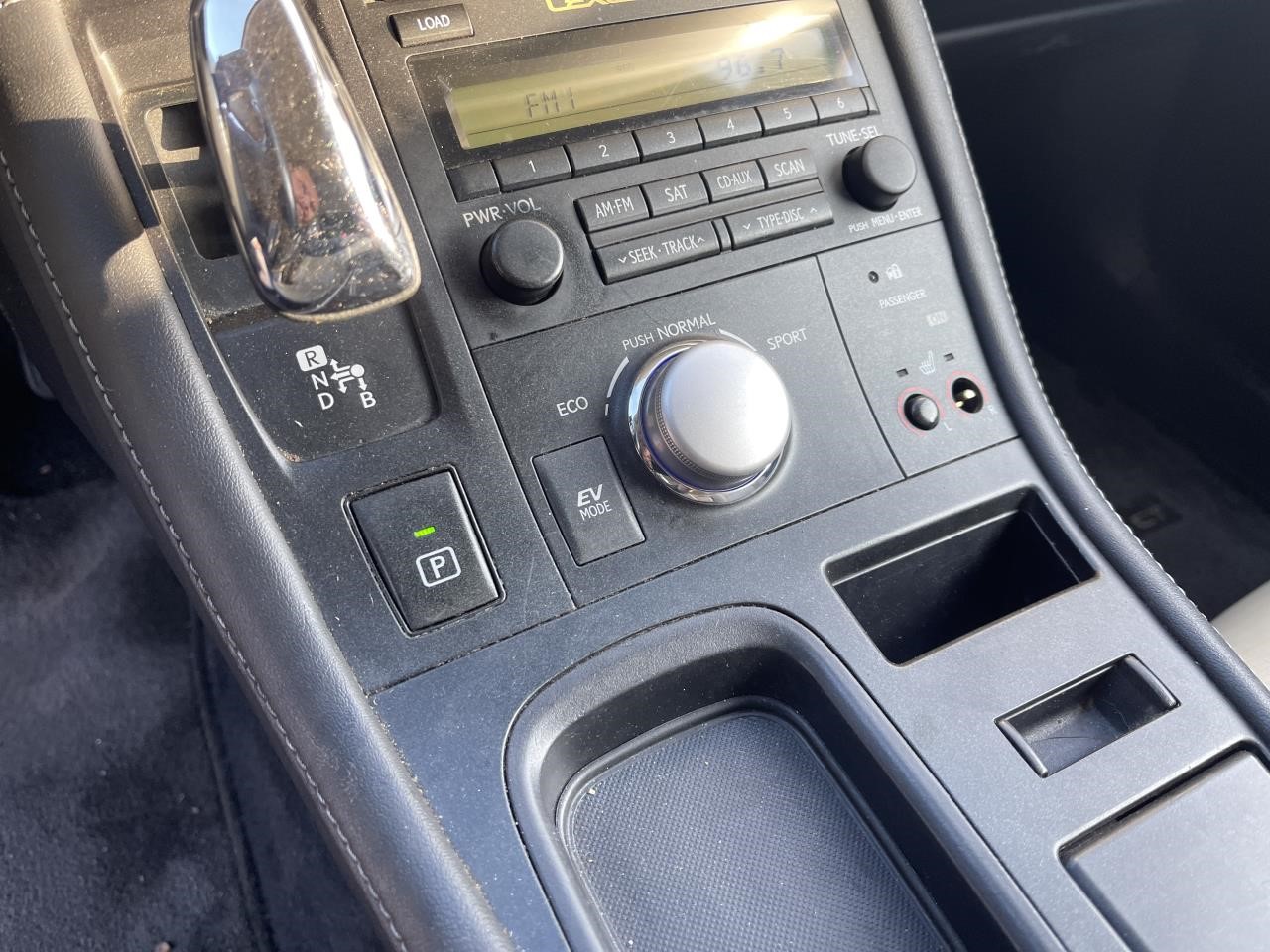 https://f005.backblazeb2.com/file/img-partshotlines-com/Inventory/EX864/Vehicle/9143_10.jpg