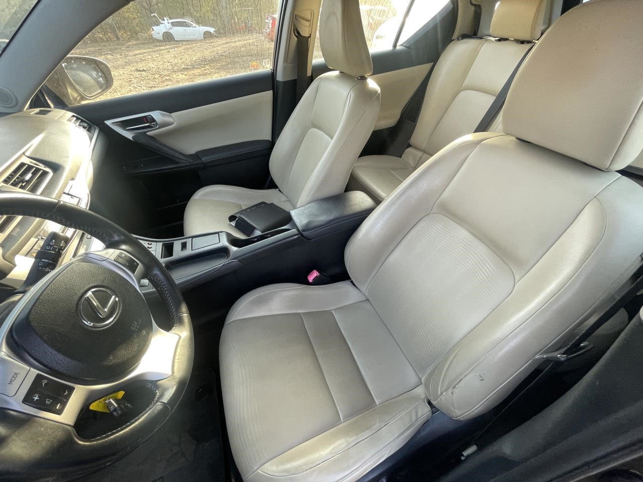 https://f005.backblazeb2.com/file/img-partshotlines-com/Inventory/EX864/Vehicle/9143_11.jpg