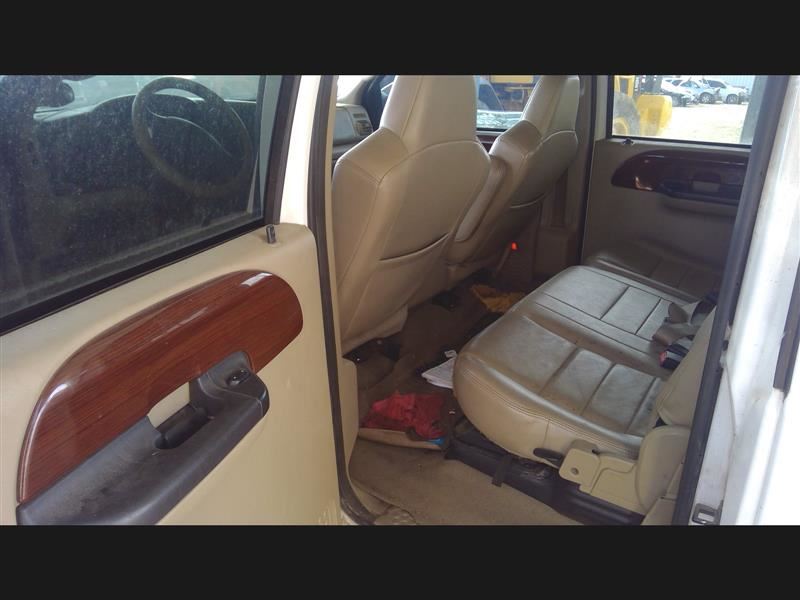 https://f005.backblazeb2.com/file/img-partshotlines-com/Inventory/EX878/Vehicle/8022727_08.jpg