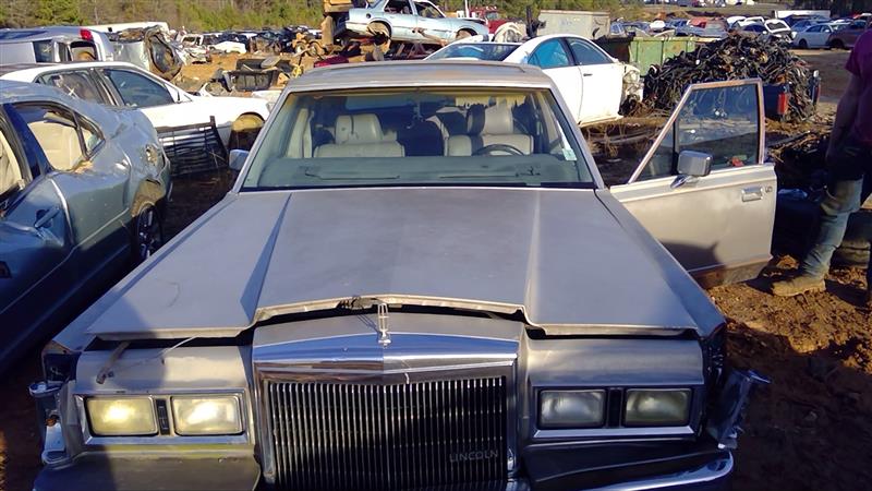 https://f005.backblazeb2.com/file/img-partshotlines-com/Inventory/EX890/Vehicle/10693_02.jpg