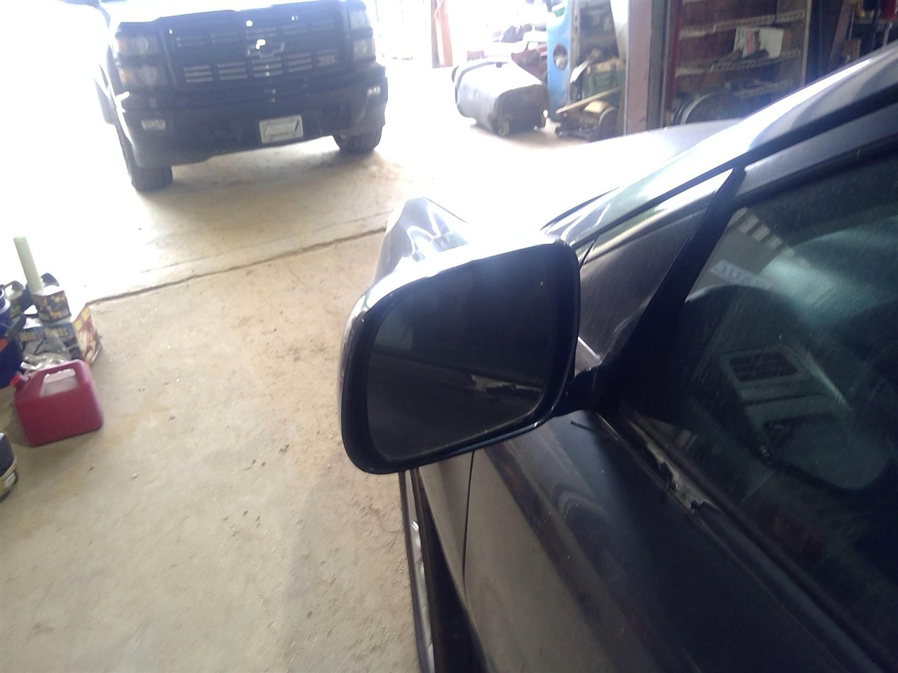 https://f005.backblazeb2.com/file/img-partshotlines-com/Inventory/EX890/Vehicle/11724_06.jpg
