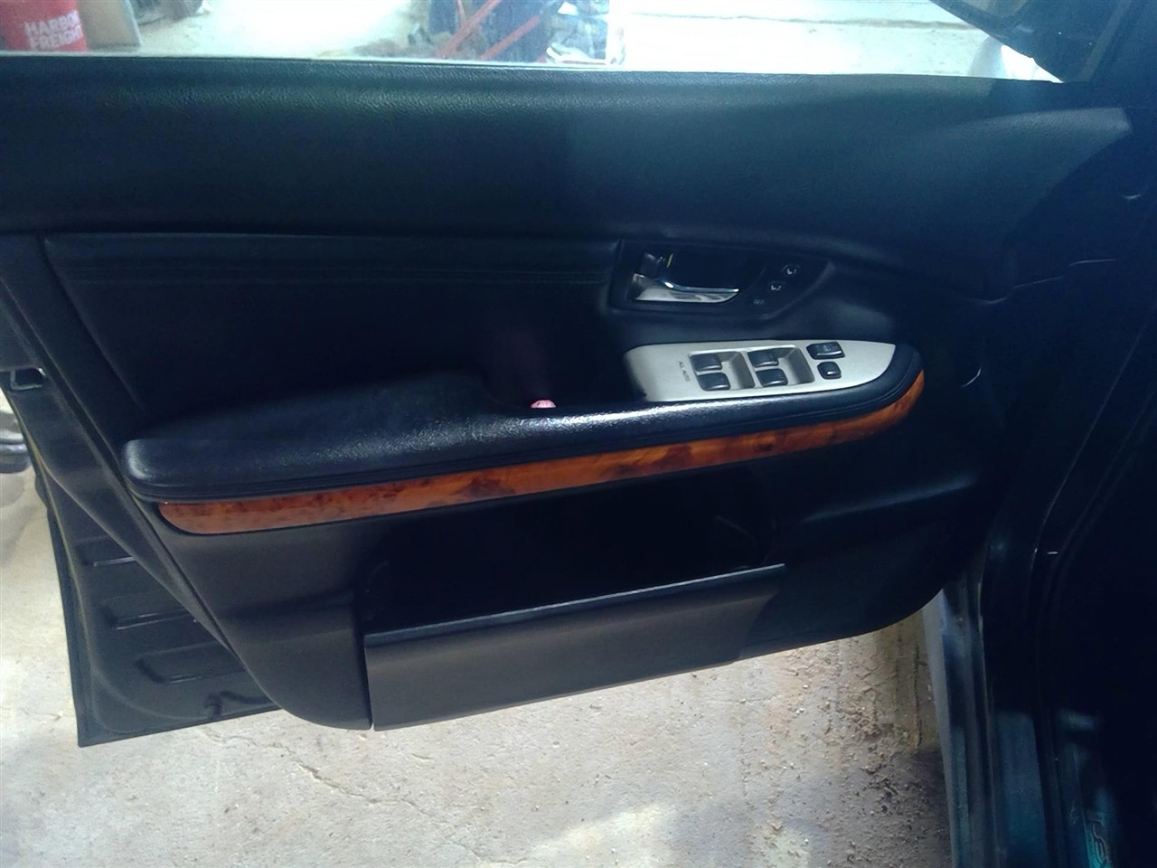 https://f005.backblazeb2.com/file/img-partshotlines-com/Inventory/EX890/Vehicle/11724_07.jpg