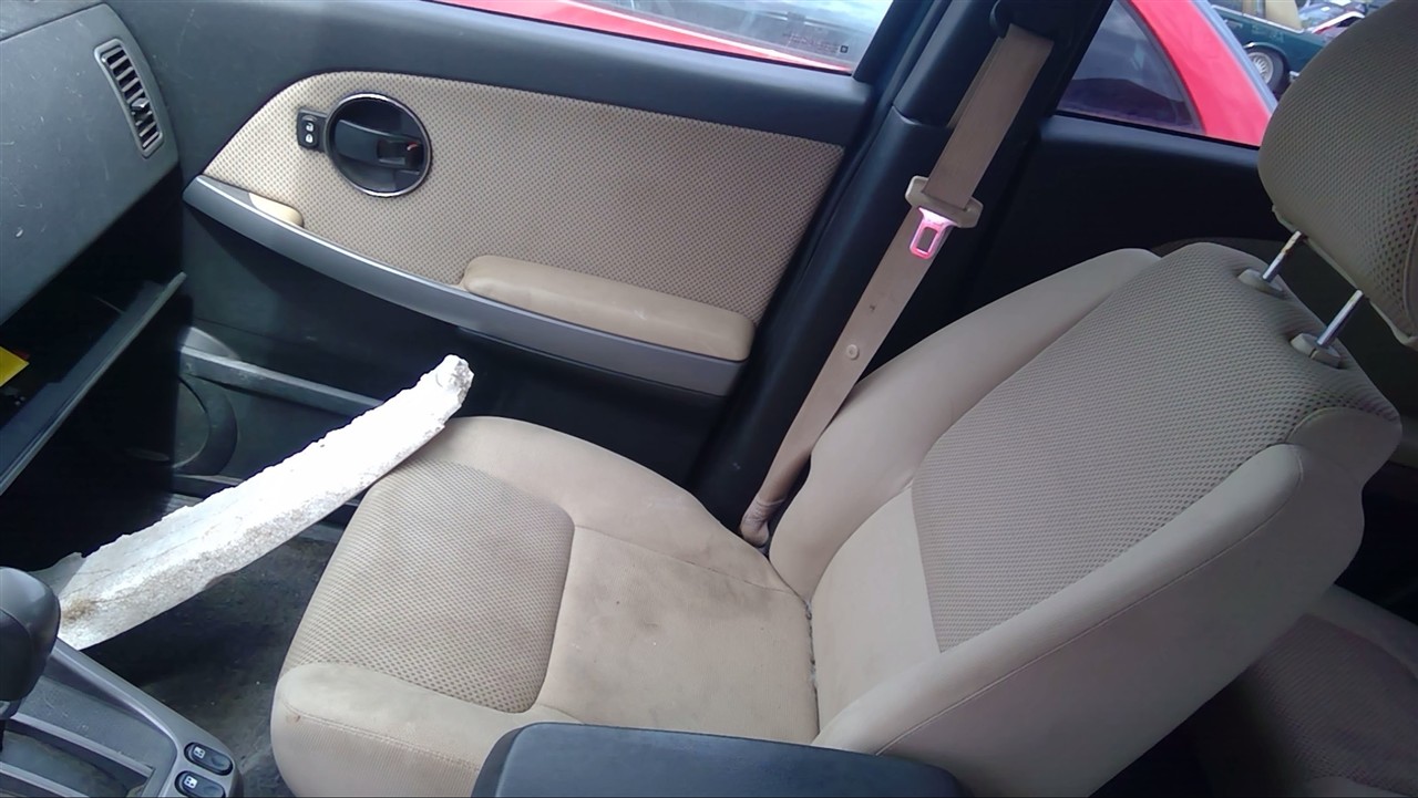 https://f005.backblazeb2.com/file/img-partshotlines-com/Inventory/EX921/Vehicle/6864_06.jpg