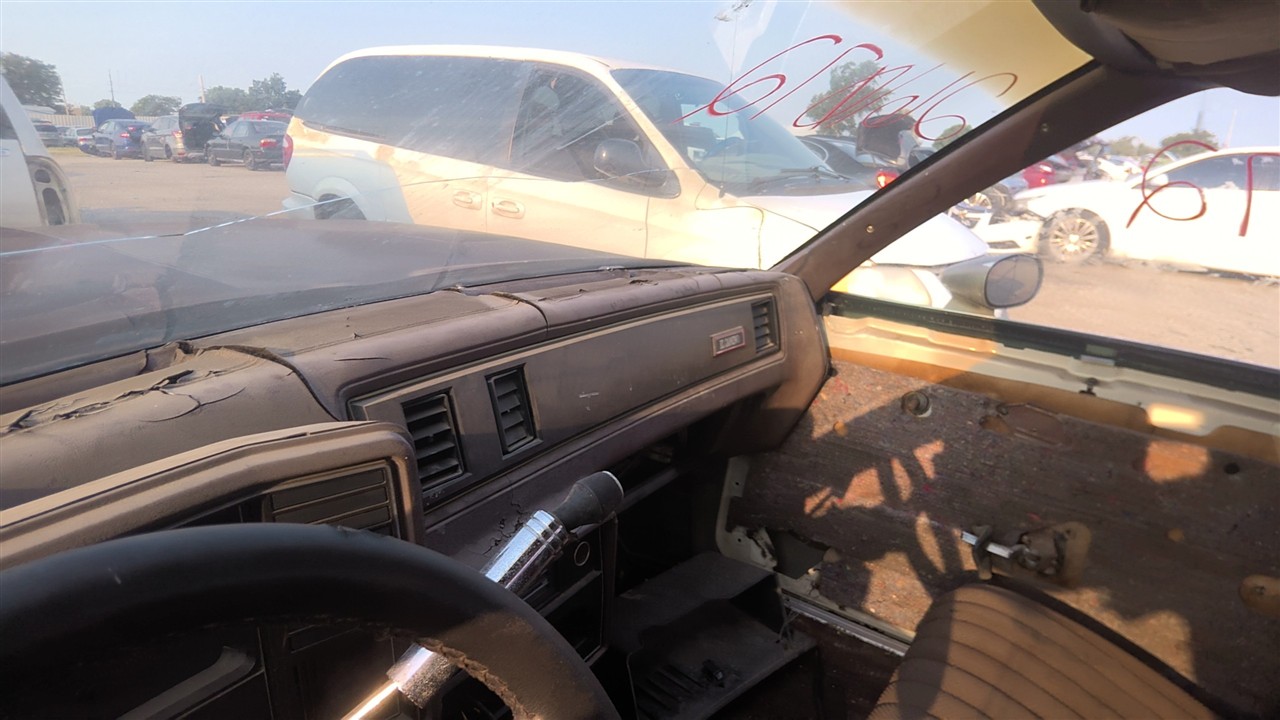 https://f005.backblazeb2.com/file/img-partshotlines-com/Inventory/EX921/Vehicle/8407_11.jpg