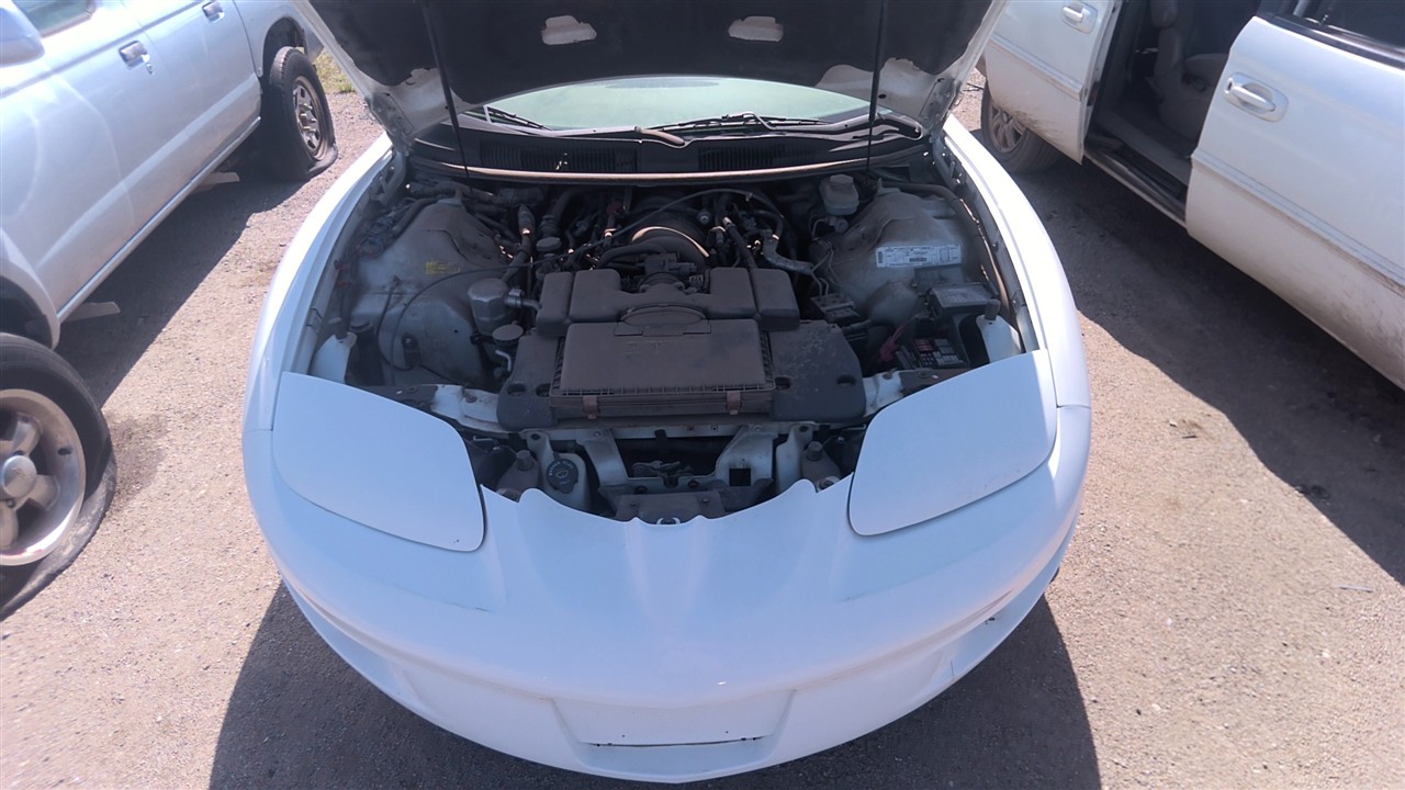 https://f005.backblazeb2.com/file/img-partshotlines-com/Inventory/EX921/Vehicle/8619_01.jpg