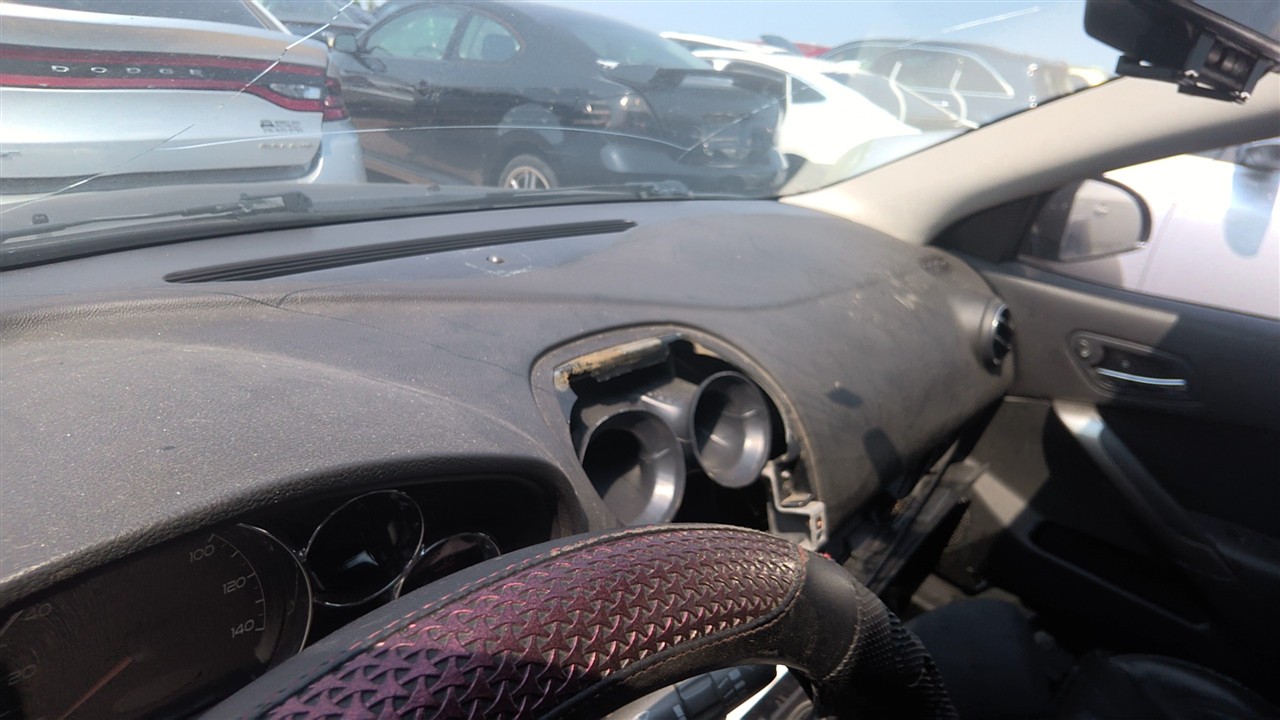 https://f005.backblazeb2.com/file/img-partshotlines-com/Inventory/EX921/Vehicle/8701_10.jpg