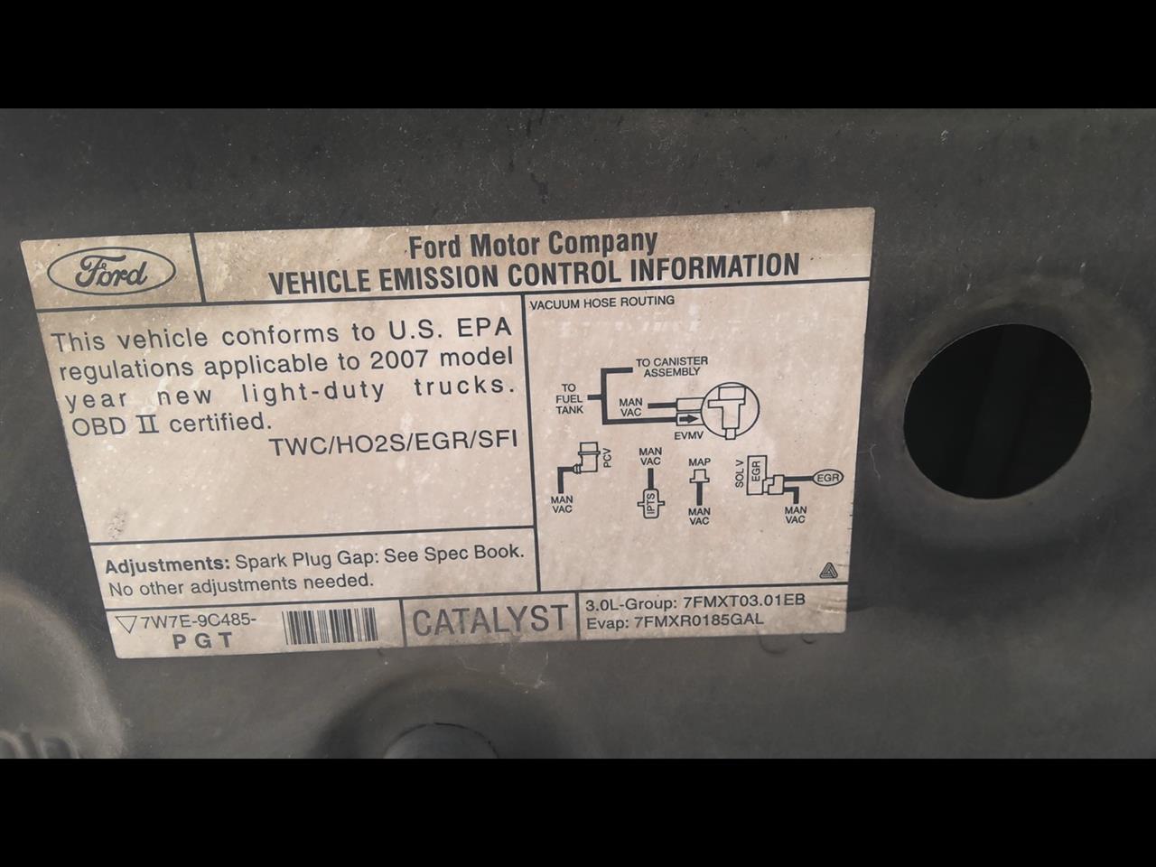https://f005.backblazeb2.com/file/img-partshotlines-com/Inventory/EX94/Vehicle/161200_02.jpg