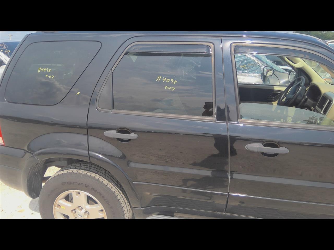 https://f005.backblazeb2.com/file/img-partshotlines-com/Inventory/EX94/Vehicle/161200_08.jpg