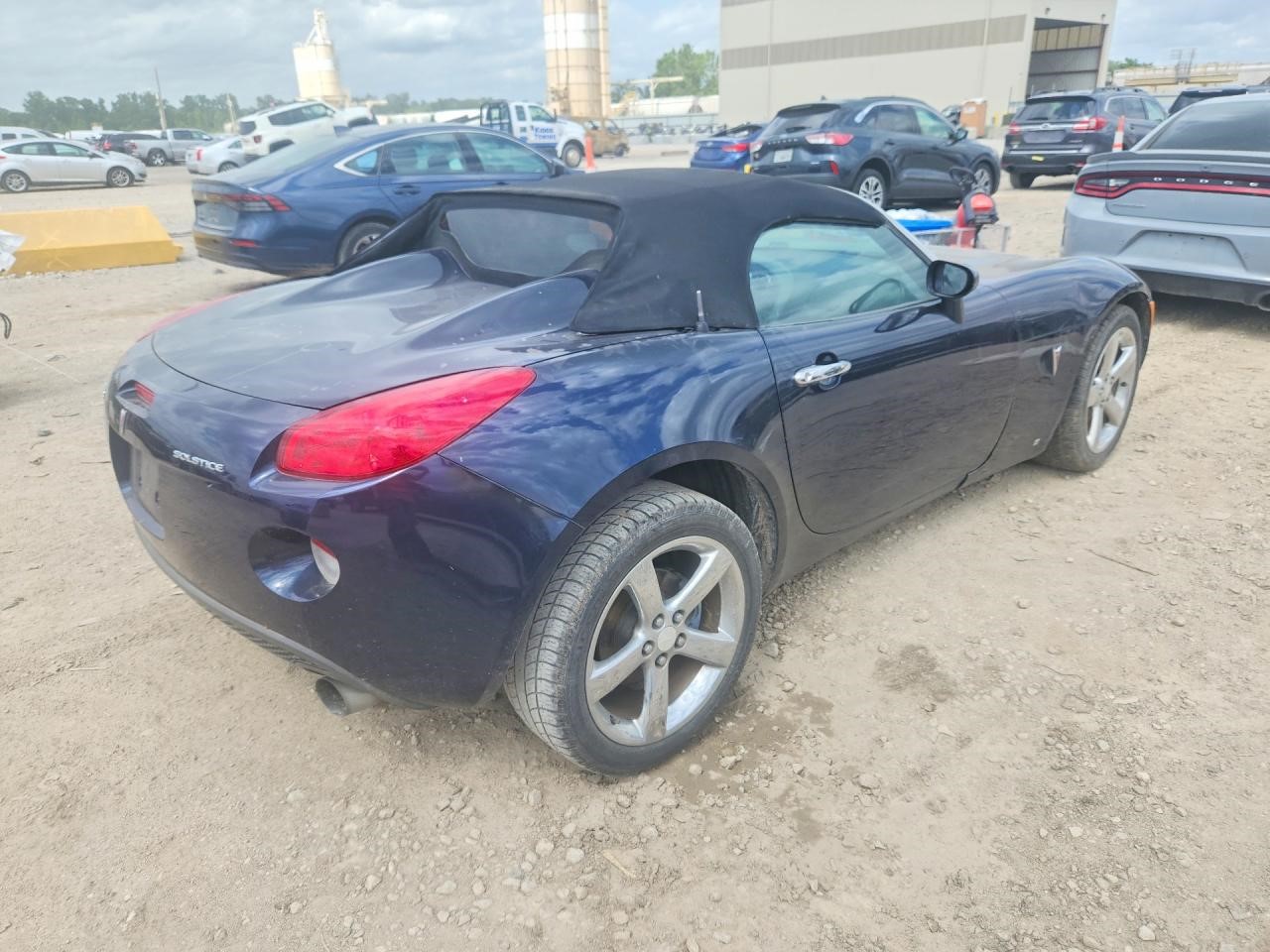 https://f005.backblazeb2.com/file/img-partshotlines-com/Inventory/EX94/Vehicle/162833_03.jpg