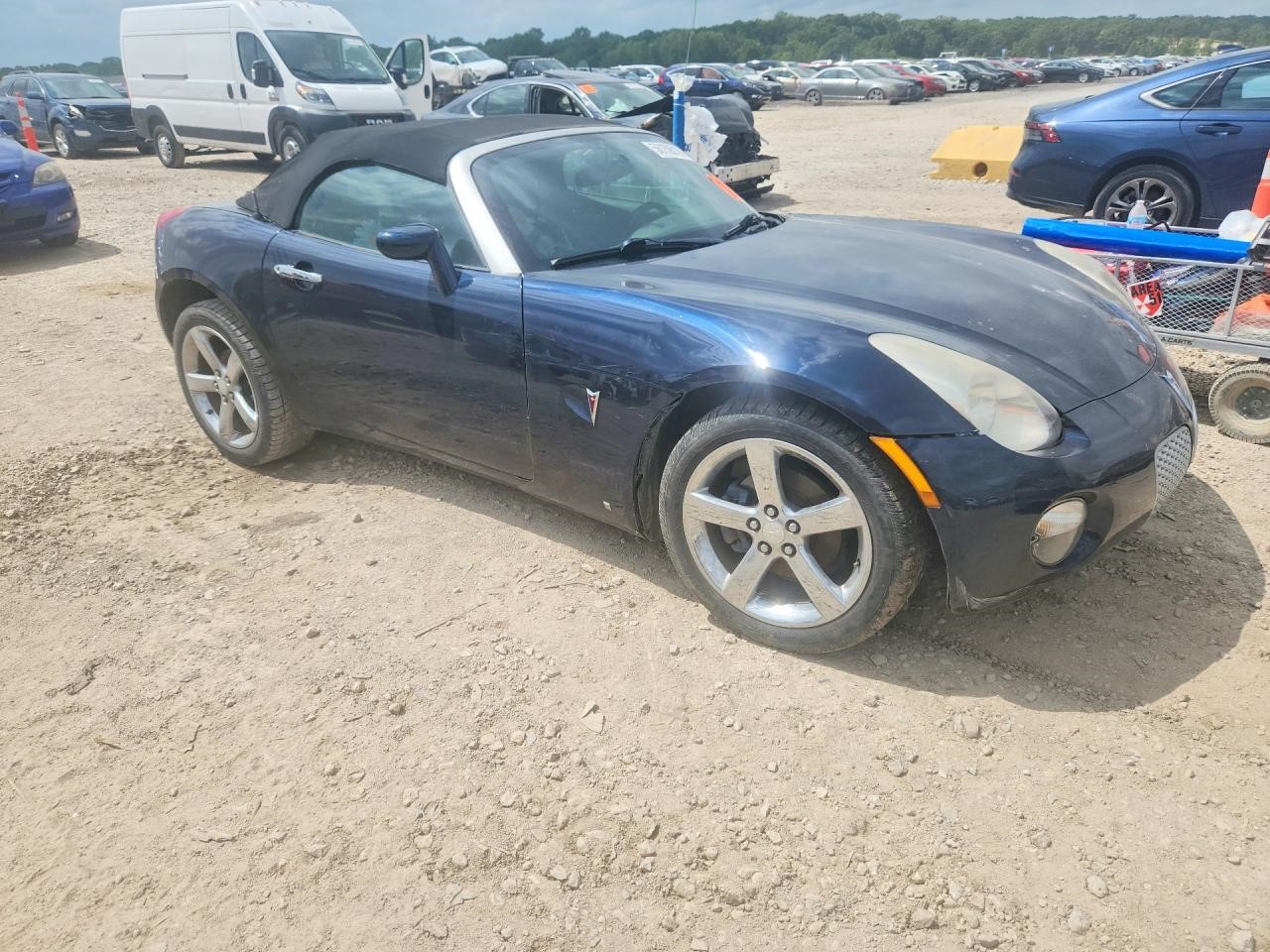 https://f005.backblazeb2.com/file/img-partshotlines-com/Inventory/EX94/Vehicle/162833_04.jpg