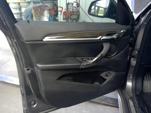 Vehicle/107188_04.jpg