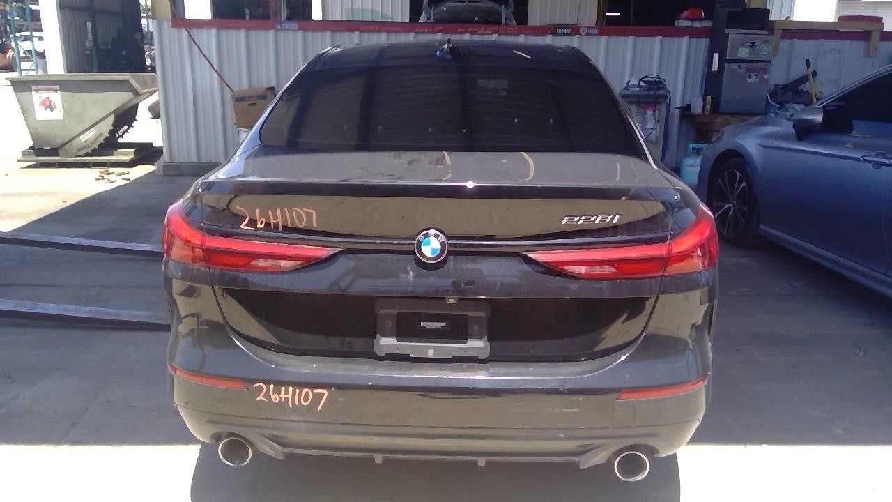 Vehicle/108024_12.jpg