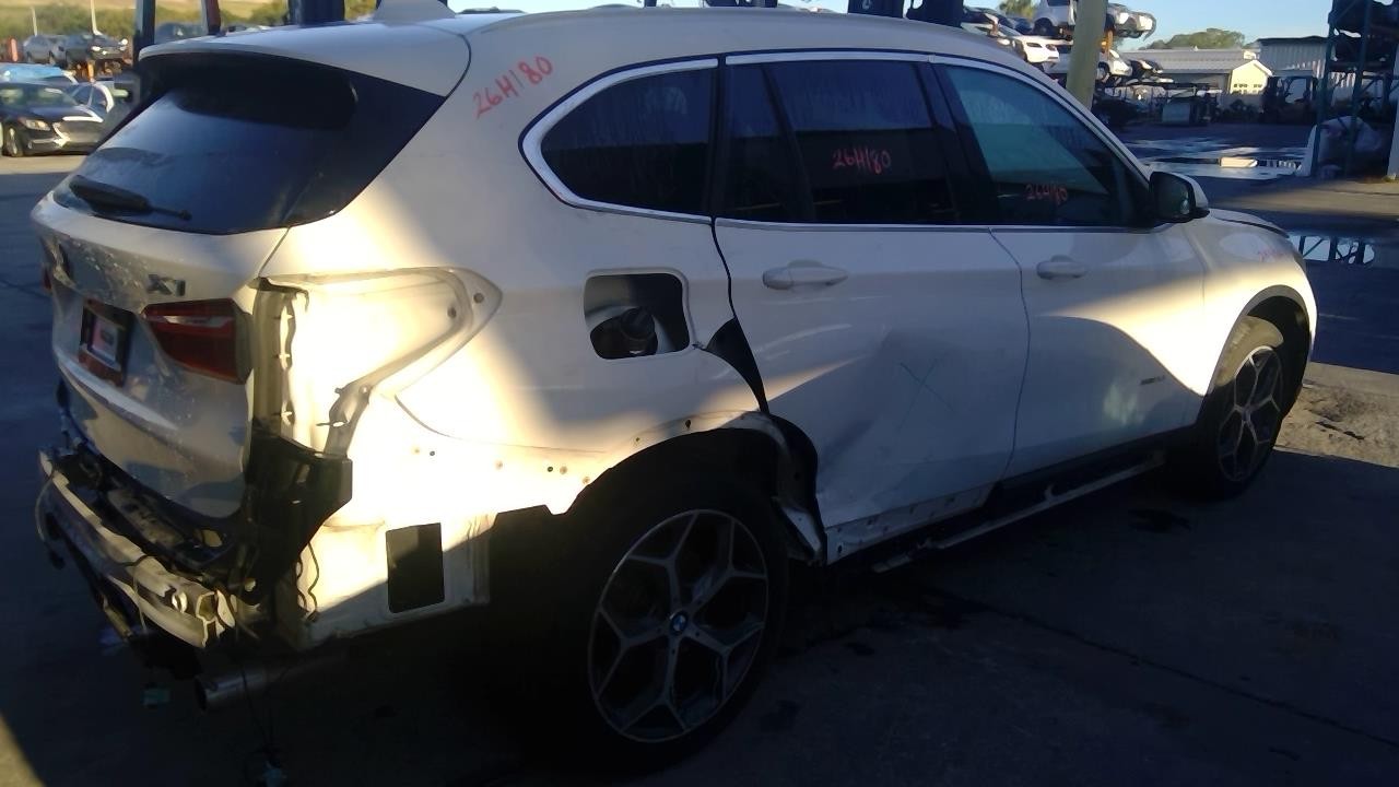 Vehicle/108274_11.jpg