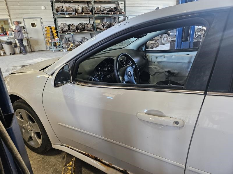 https://f005.backblazeb2.com/file/img-partshotlines-com/Inventory/MA176/Vehicle/7446_09.jpg