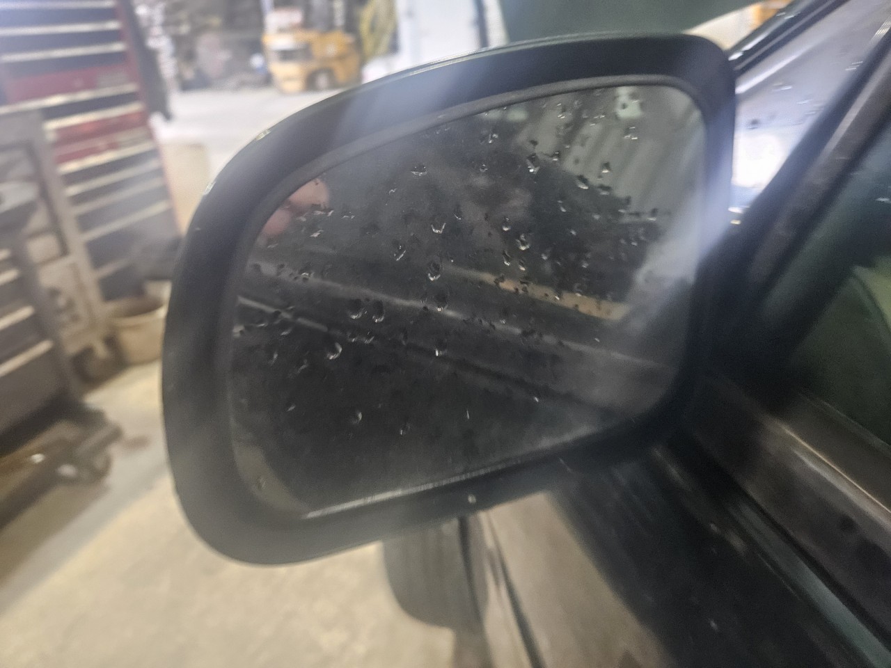 https://f005.backblazeb2.com/file/img-partshotlines-com/Inventory/MA176/Vehicle/7562_03.jpg