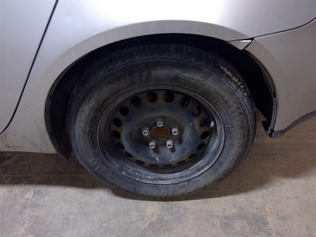 https://f005.backblazeb2.com/file/img-partshotlines-com/Inventory/MA178/Vehicle/10686_09.jpg