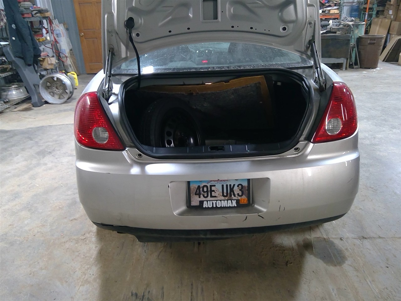 https://f005.backblazeb2.com/file/img-partshotlines-com/Inventory/MA178/Vehicle/10686_11.jpg