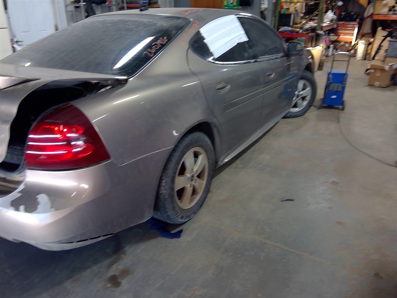 https://f005.backblazeb2.com/file/img-partshotlines-com/Inventory/MA178/Vehicle/11469_09.jpg